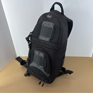 Lowepro Crossbody Camera Bag, Black, Adjustable Sizing, Space for 3-4 Lenses